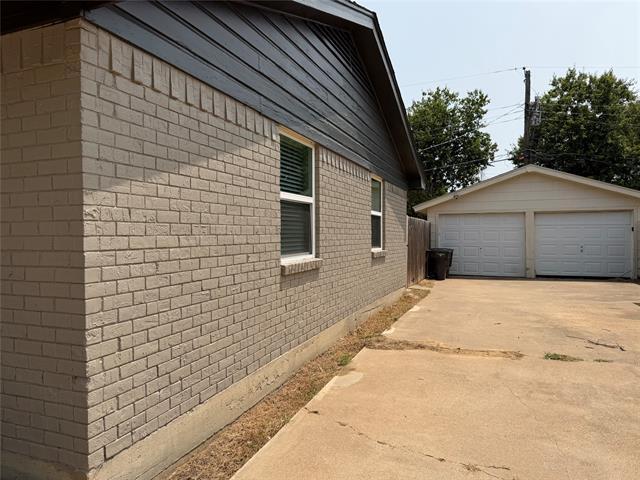 Building Photo - 2511 Normont Cir