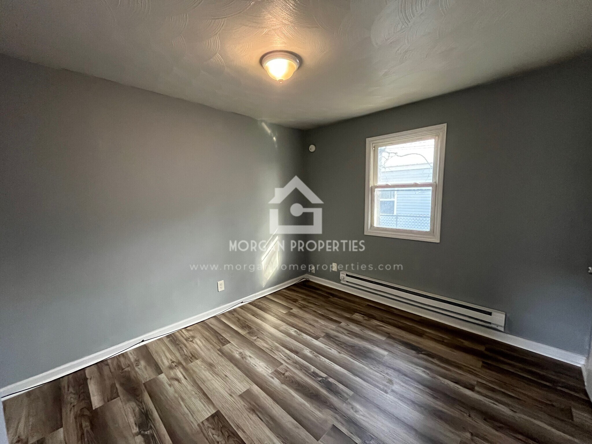 Building Photo - 2324 State St