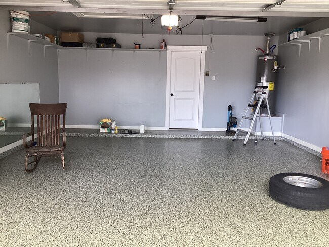 Building Photo - 17046 Clan MacIntosh Dr