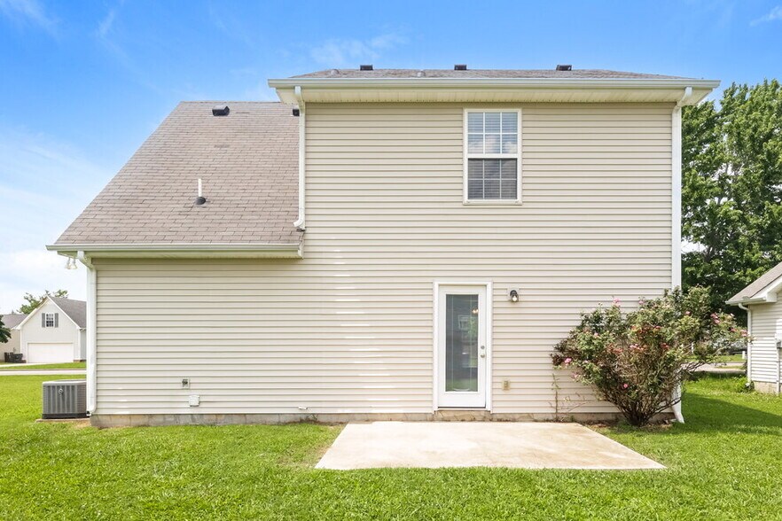 Building Photo - 1531 St Andrews Dr