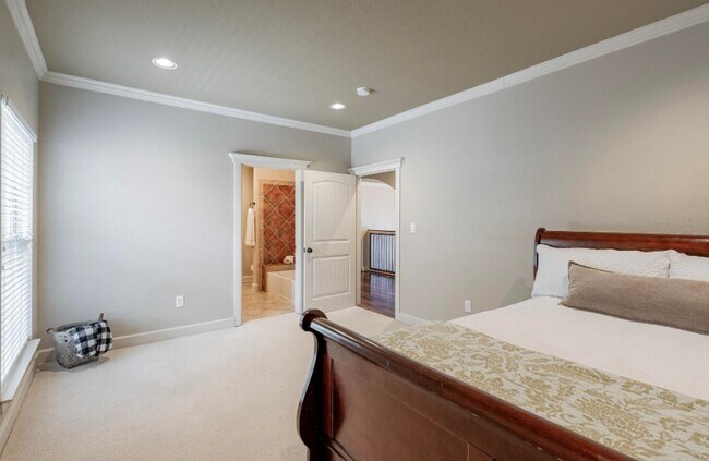 Building Photo - 11955 Silver Leaf Ct