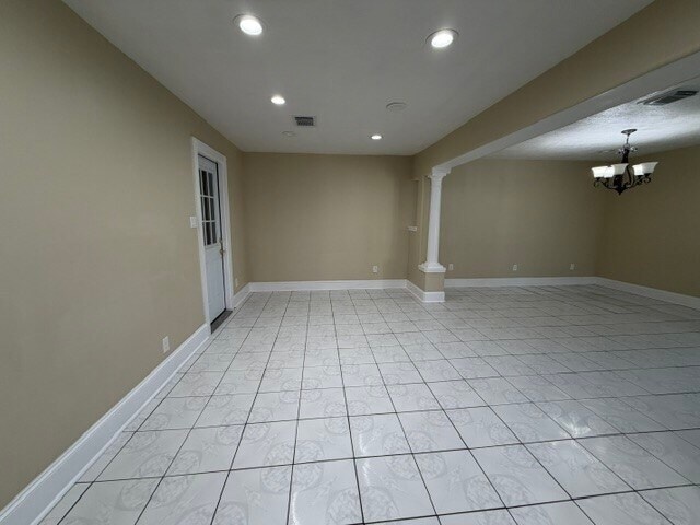 Building Photo - 402 Dunwick Ln