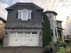 Building Photo - Kent Easthill 2 Story