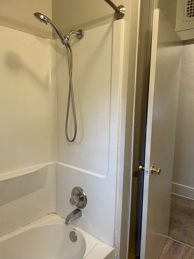 Building Photo - STUDENTS WELCOME! 1 Block North of CSU - Tenant Only Pays Trash