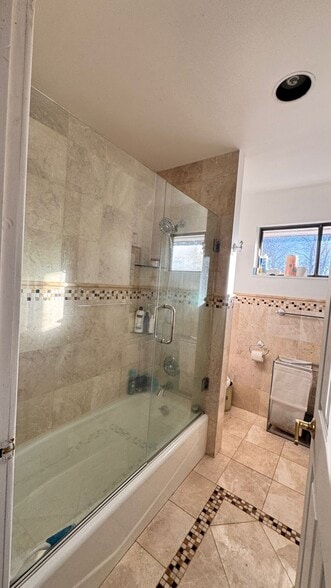 Building Photo - 148 Cat Rock Rd