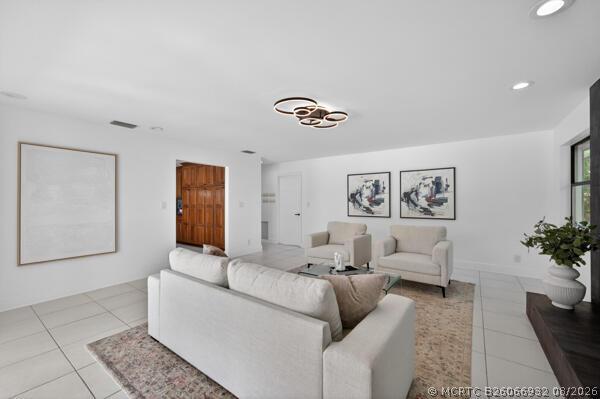Building Photo - 5510 Castlegate Ave