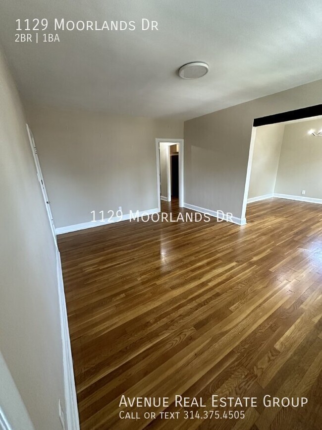 Building Photo - Updated 2 bedroom, 1 bathroom unit in Rich...