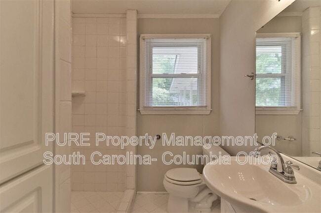 Building Photo - 901 Indigo Ave