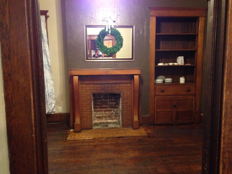 Building Photo - 759 Locust Ave