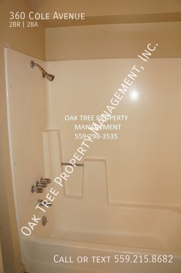 Building Photo - 360 Cole Ave