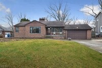 Building Photo - 21775 Hillsdale Ave