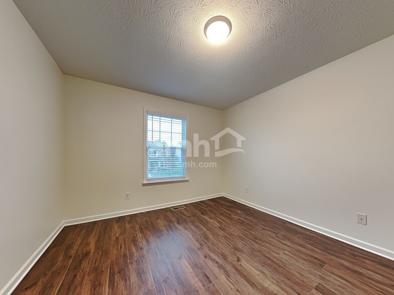 Building Photo - 3359 Firethorn Drive