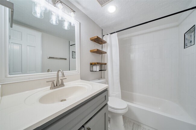 Building Photo - 3224 Timmons Ln