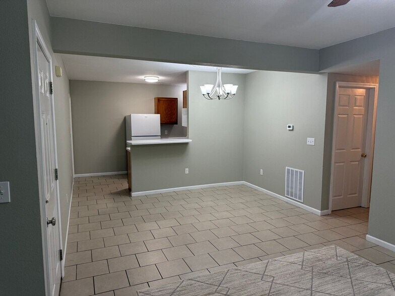 Building Photo - 101 Westview Pl