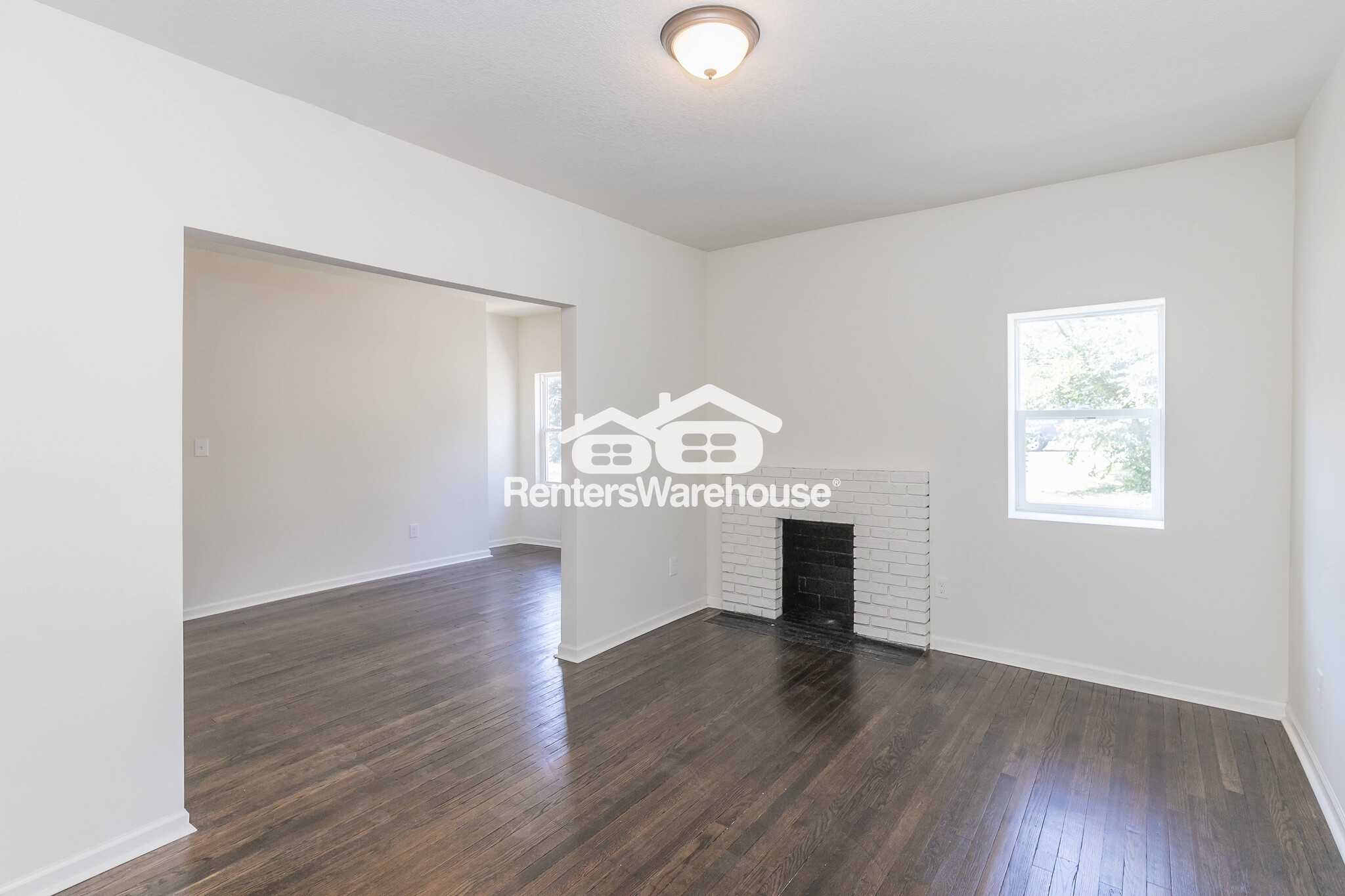 Building Photo - 2305 E 37th St