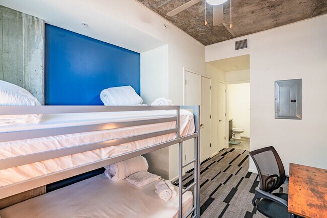 Building Photo - 888 N 4th St