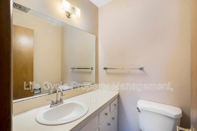 Building Photo - 10764 64th Ave