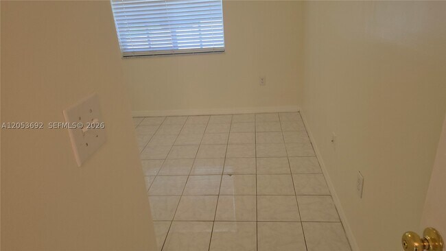 Building Photo - 14241 SW 151st Ave