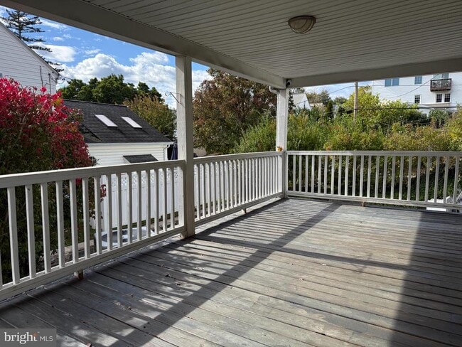 Building Photo - 56 N New Ardmore Ave