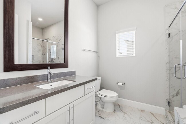 Building Photo - 9614 Riddlewood Ln