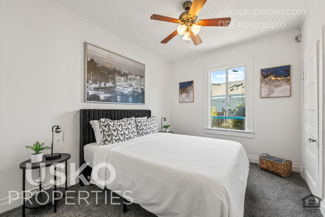 Building Photo - 808 Main St