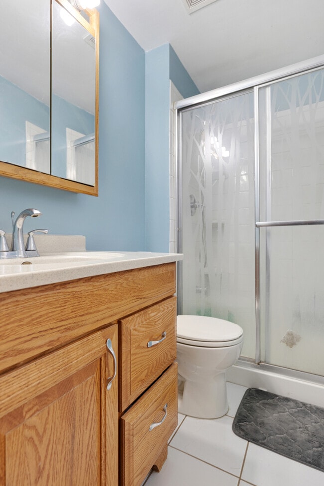 Building Photo - 818 Dunbar Ct