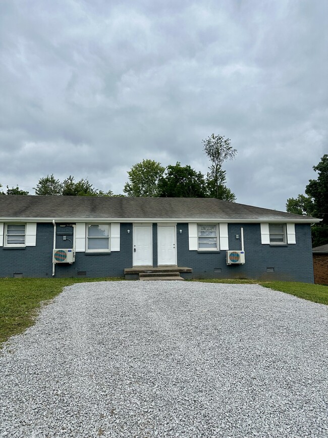 Building Photo - 104 Tandy Dr