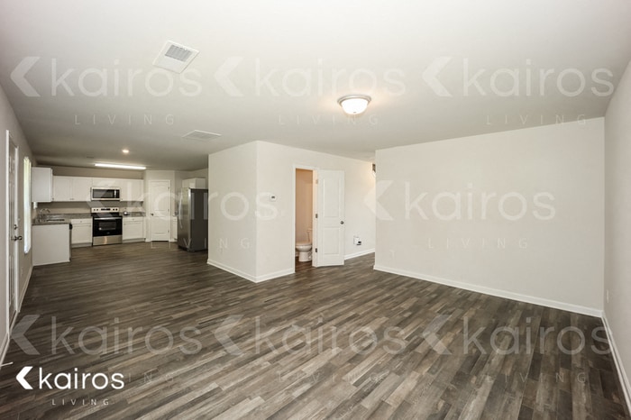 Building Photo - 234 Fox Chase Wy