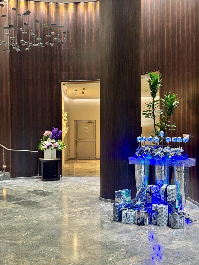 Building Photo - 17201 Collins Ave