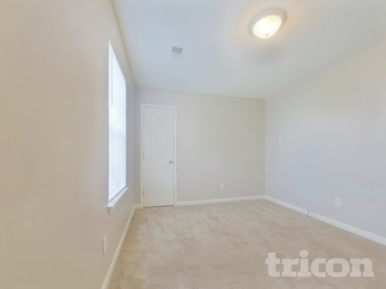 Building Photo - 1306 May Oak Cir