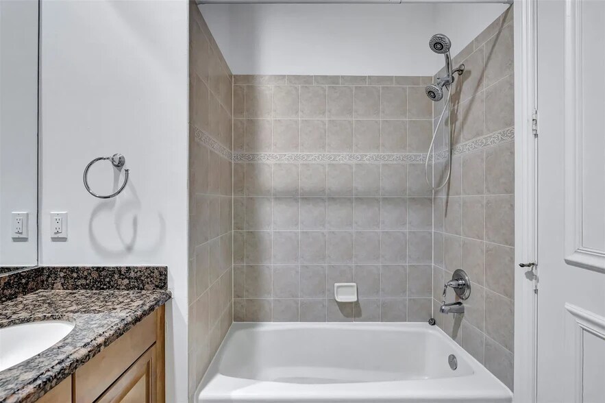 2nd floor bathroom - 345 NE 69th Cir