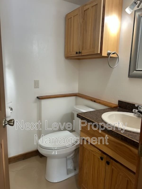 Building Photo - 302 Batavia Ln