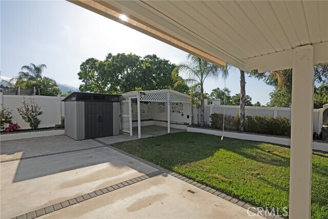 Building Photo - 26691 Kicking Horse Dr