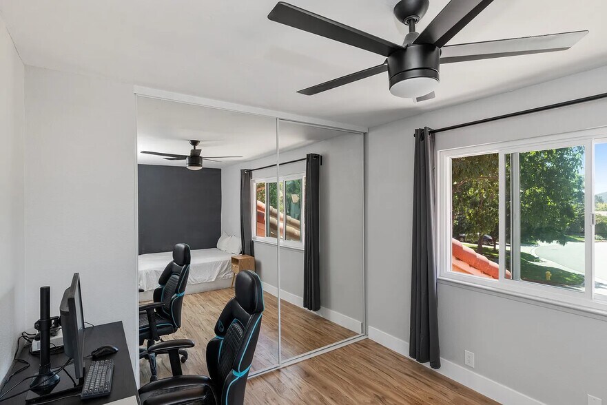 18.5ft x 10ft Bedroom - 3106 Avenida Christina