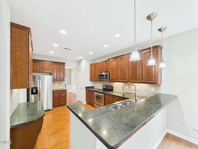 Building Photo - 12589 Honeychurch St