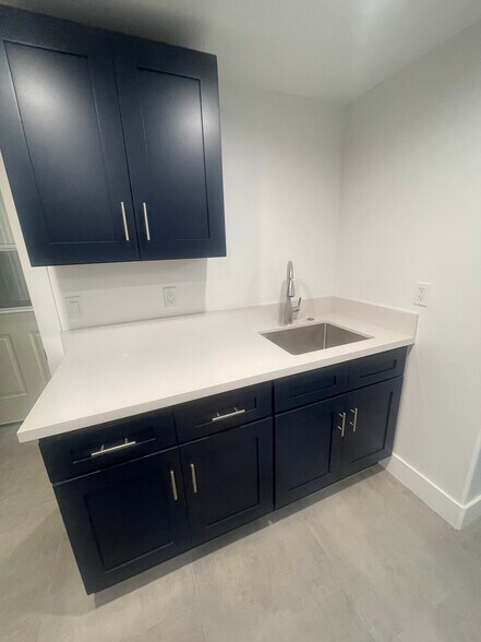 Building Photo - 4449 Palisade Dr