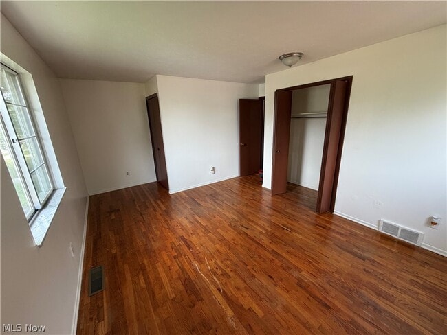 Building Photo - 4426 Cherryhurst Dr