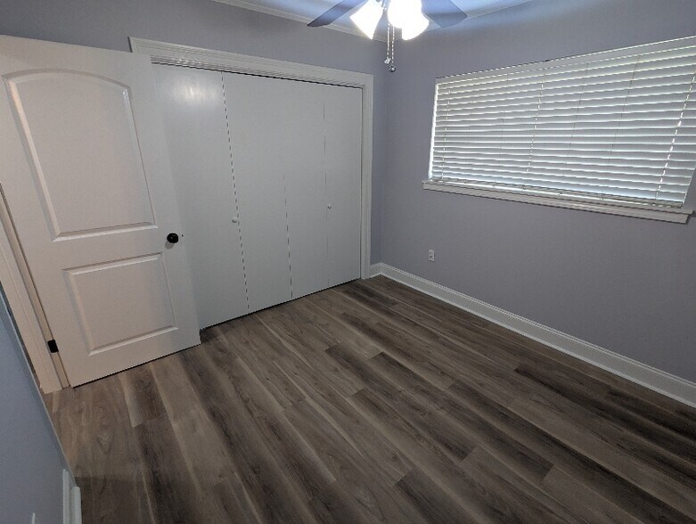 Building Photo - 13835 Marlin Ave