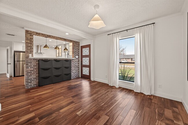 Building Photo - 1222 Wardmont St