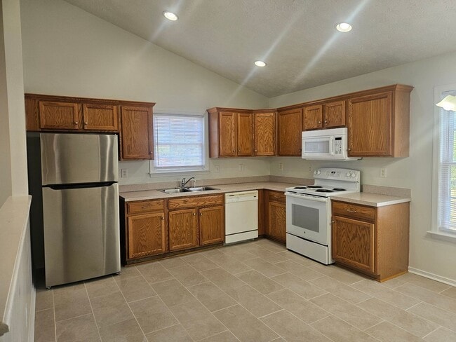 Building Photo - 2524 National St