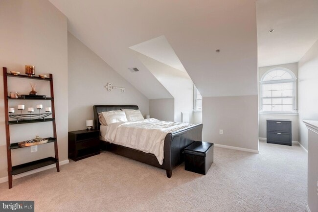 Building Photo - 324 Cameron Station Blvd