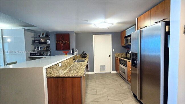 Building Photo - 9055 SW 73rd Ct