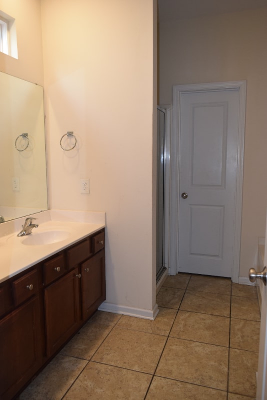 Building Photo - 10 Wyndham Dr