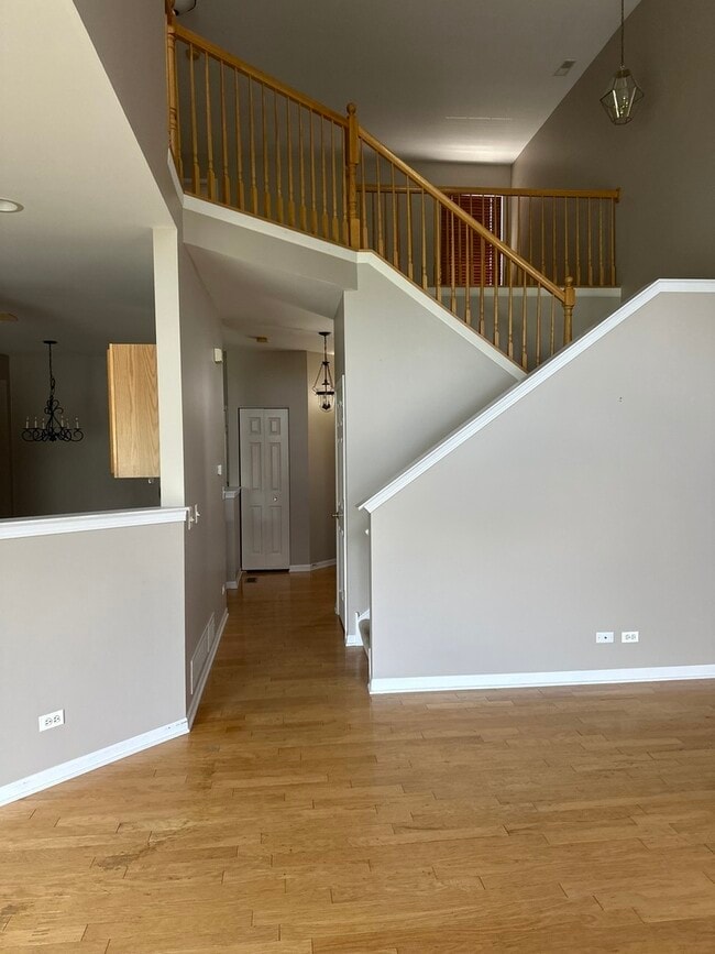 Building Photo - 764 Panorama Ct