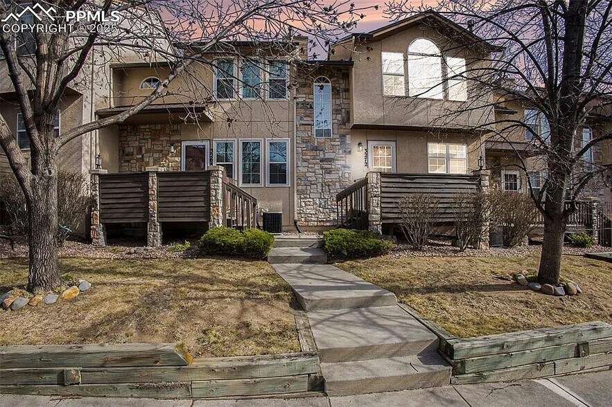 Front of Condo 3272 on right - 3272 Capstan Way