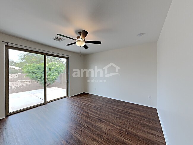 Building Photo - 12659 N Maize Dr