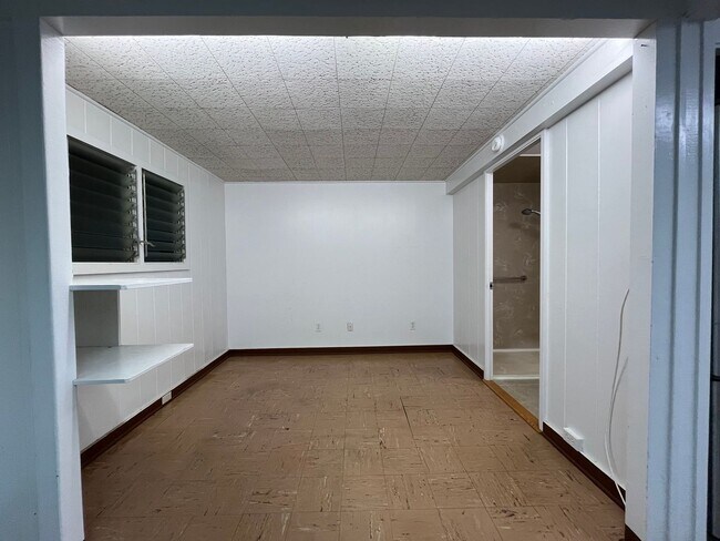 Building Photo - T1247ach