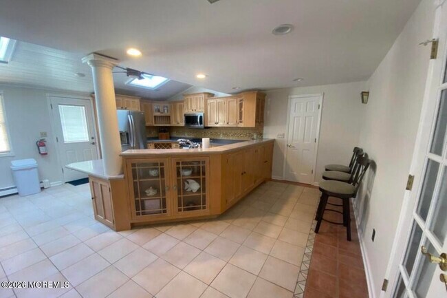 Building Photo - 106 Surf Dr