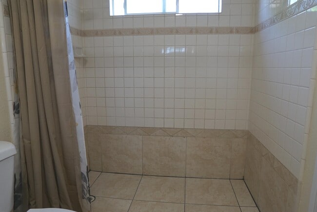 Building Photo - 31510 Avenida Del Padre