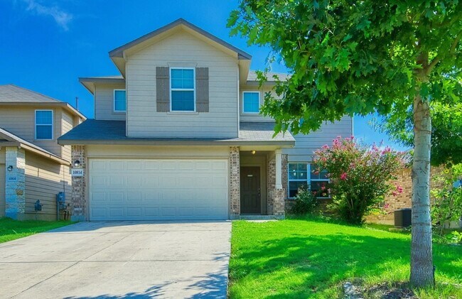 Primary Photo - 10814 Arkey Ave